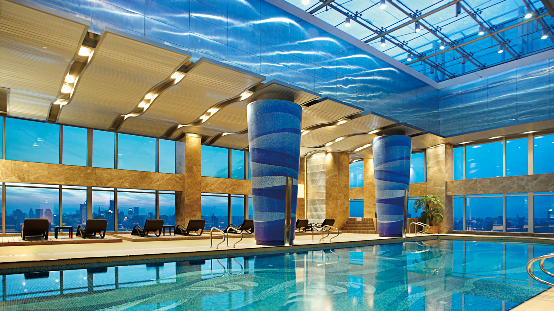 Hotel-Shanghai-Indoor-Swimming-Pool.jpg